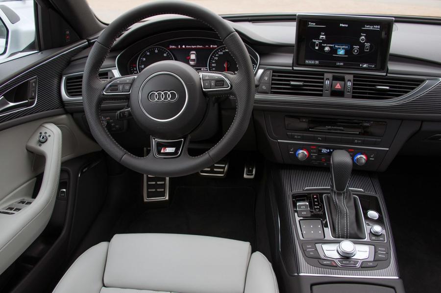 Торпедо Audi A6 TFSI Sedan (4G, C7) 2014 года  (WW) (фото 10 из 28)